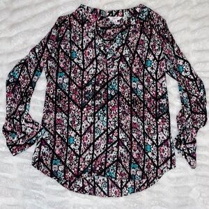 Candie's Floral Geometric Blouse